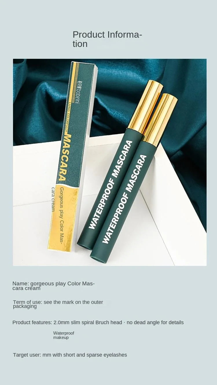Smudge-proof mascara for a long-lasting, waterproof finish and a natural look