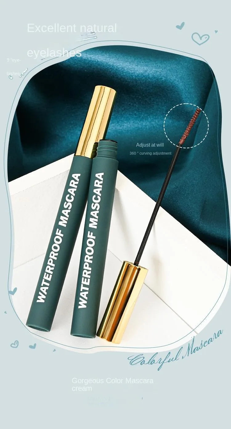 Smudge-proof mascara for a long-lasting, waterproof finish and a natural look